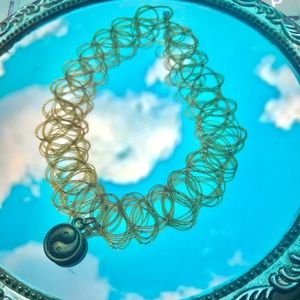 Ying Yang Brown Choker!